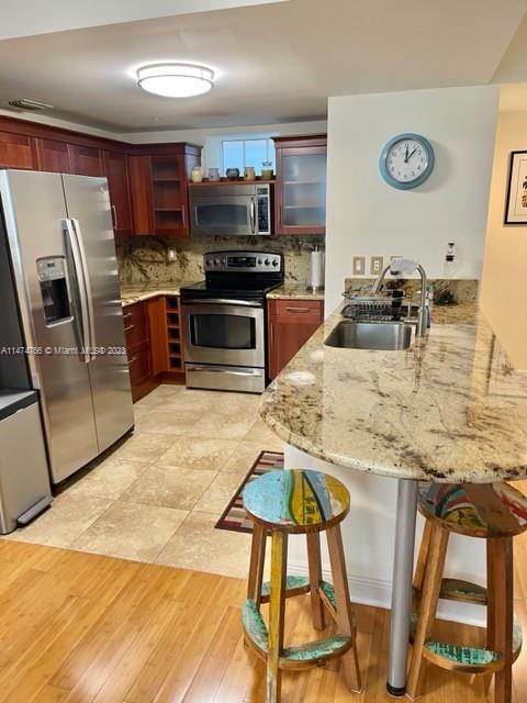 DOWNTOWN DADELAND CONDO N - Residential Lease