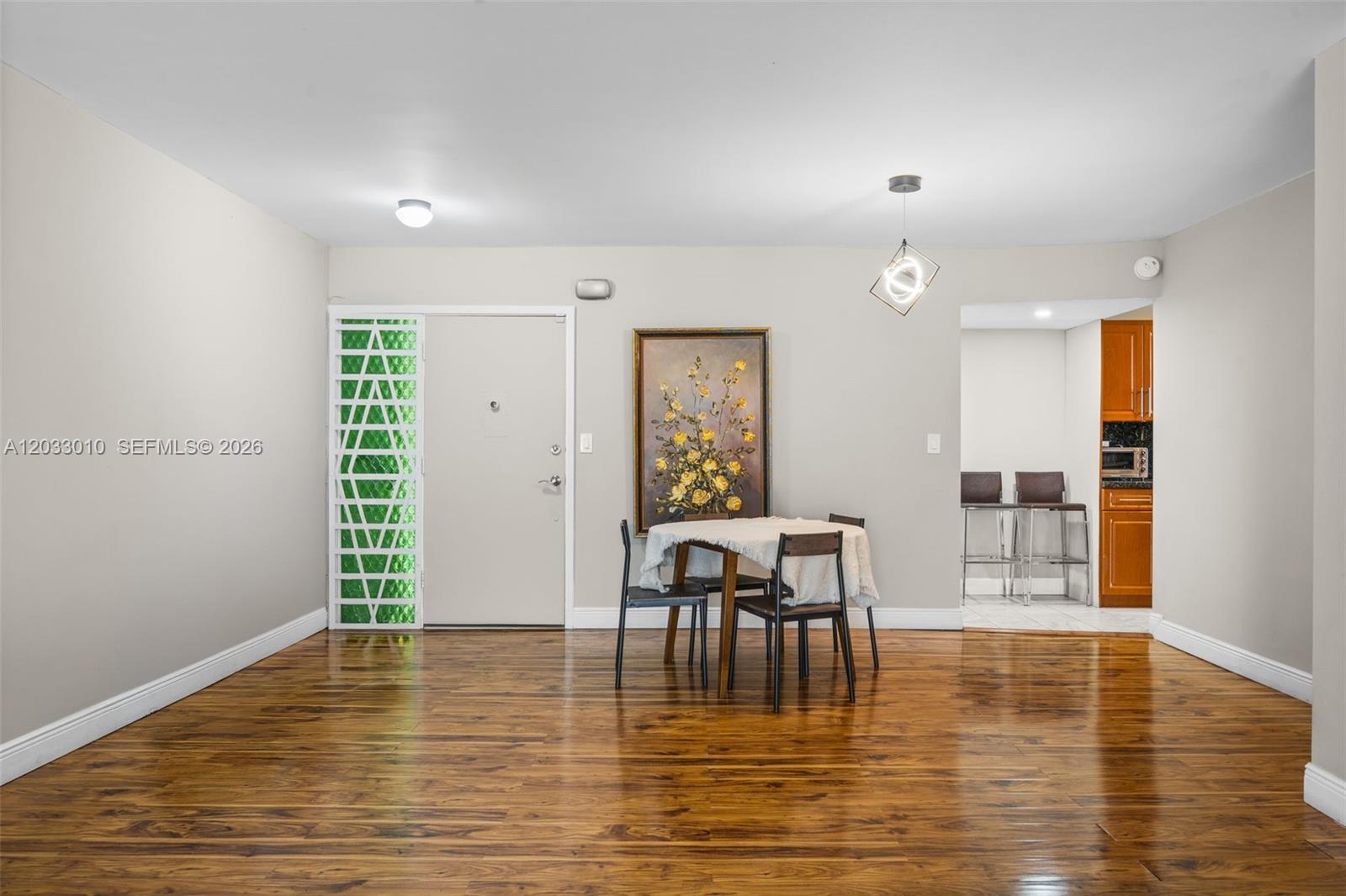 JADE WINDS GROUP BAMBOO G - Residential
