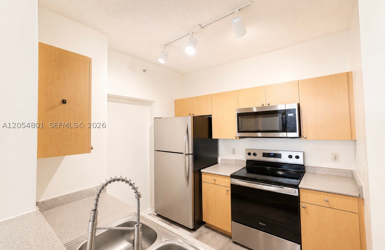 REGENT PARK CONDO - Residential Lease