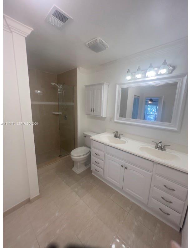 HOLLYWOOD GARDENS CONDOMI - Residential