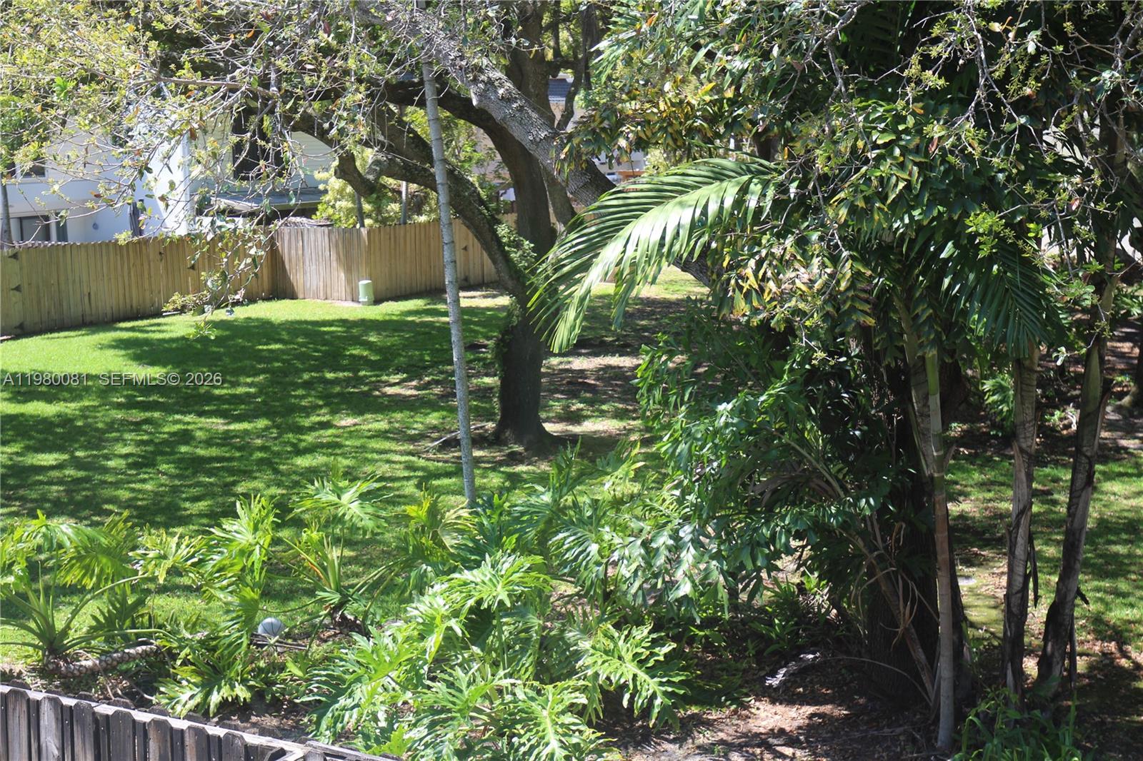HOLLYWOOD GARDENS CONDOMI - Residential