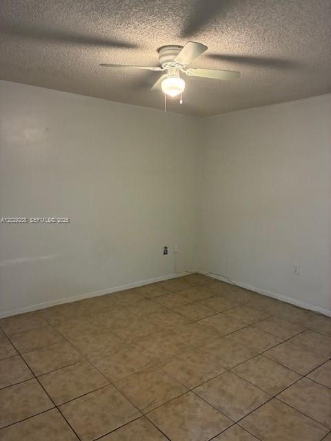 LAS BRISAS@ COUNTRY CLUB - Residential Lease