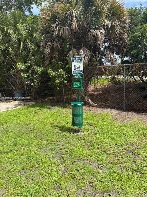 LAS BRISAS@ COUNTRY CLUB - Residential Lease