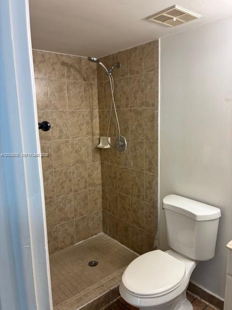 LAS BRISAS@ COUNTRY CLUB - Residential Lease