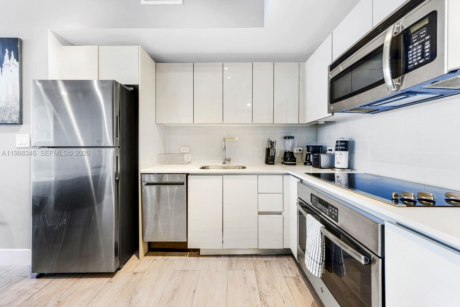 BEACHWALK CONDOMINIUM - Residential