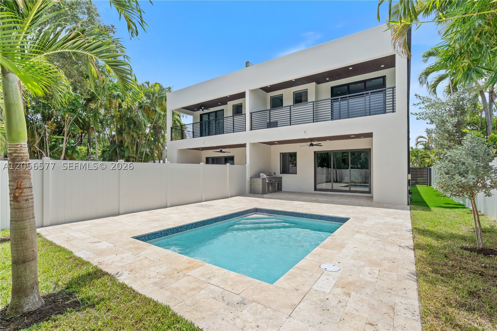 LAKE RIDGE - Residential