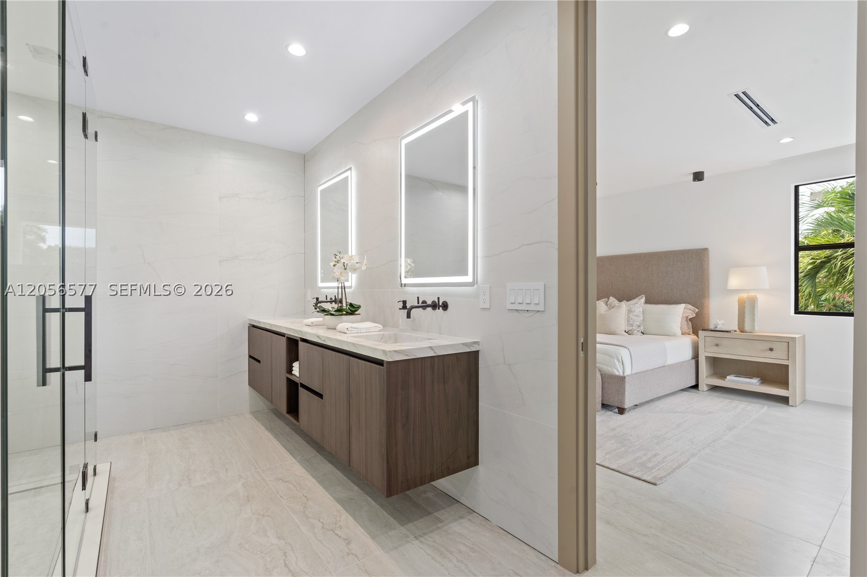 LAKE RIDGE - Residential