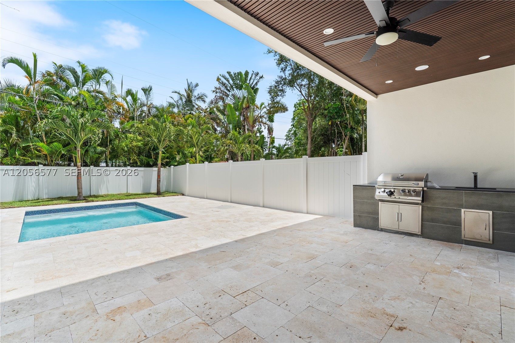 LAKE RIDGE - Residential