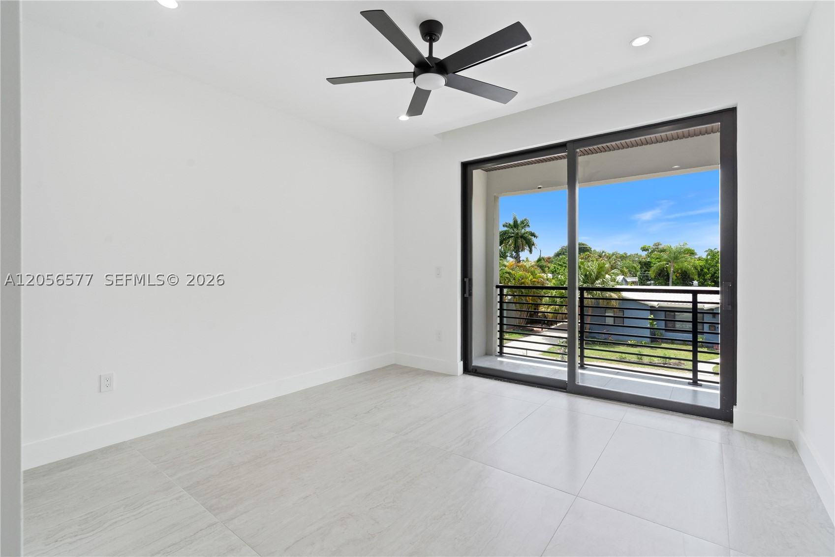 LAKE RIDGE - Residential