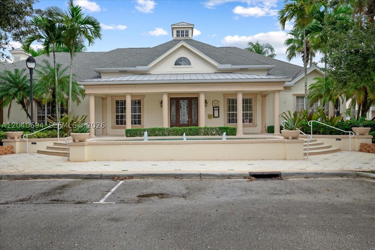 SOMERSET AT ABACOA CONDO - Residential