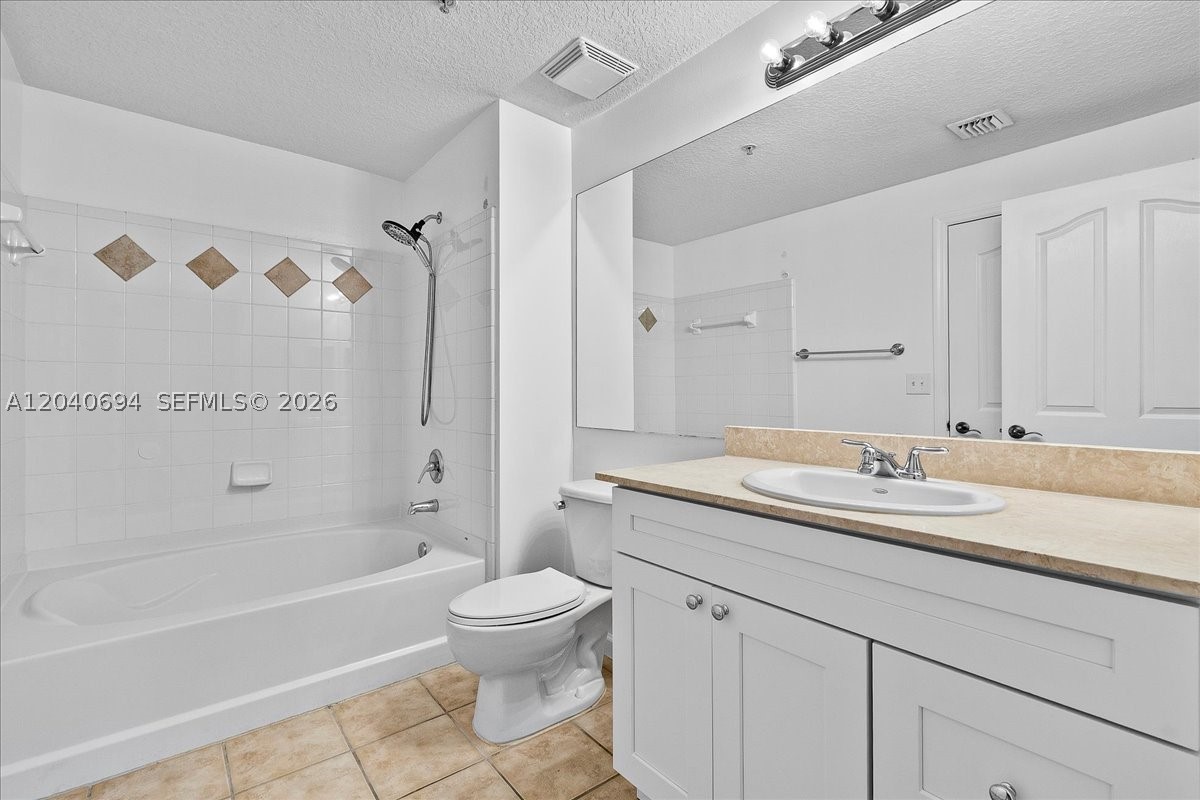 SOMERSET AT ABACOA CONDO - Residential
