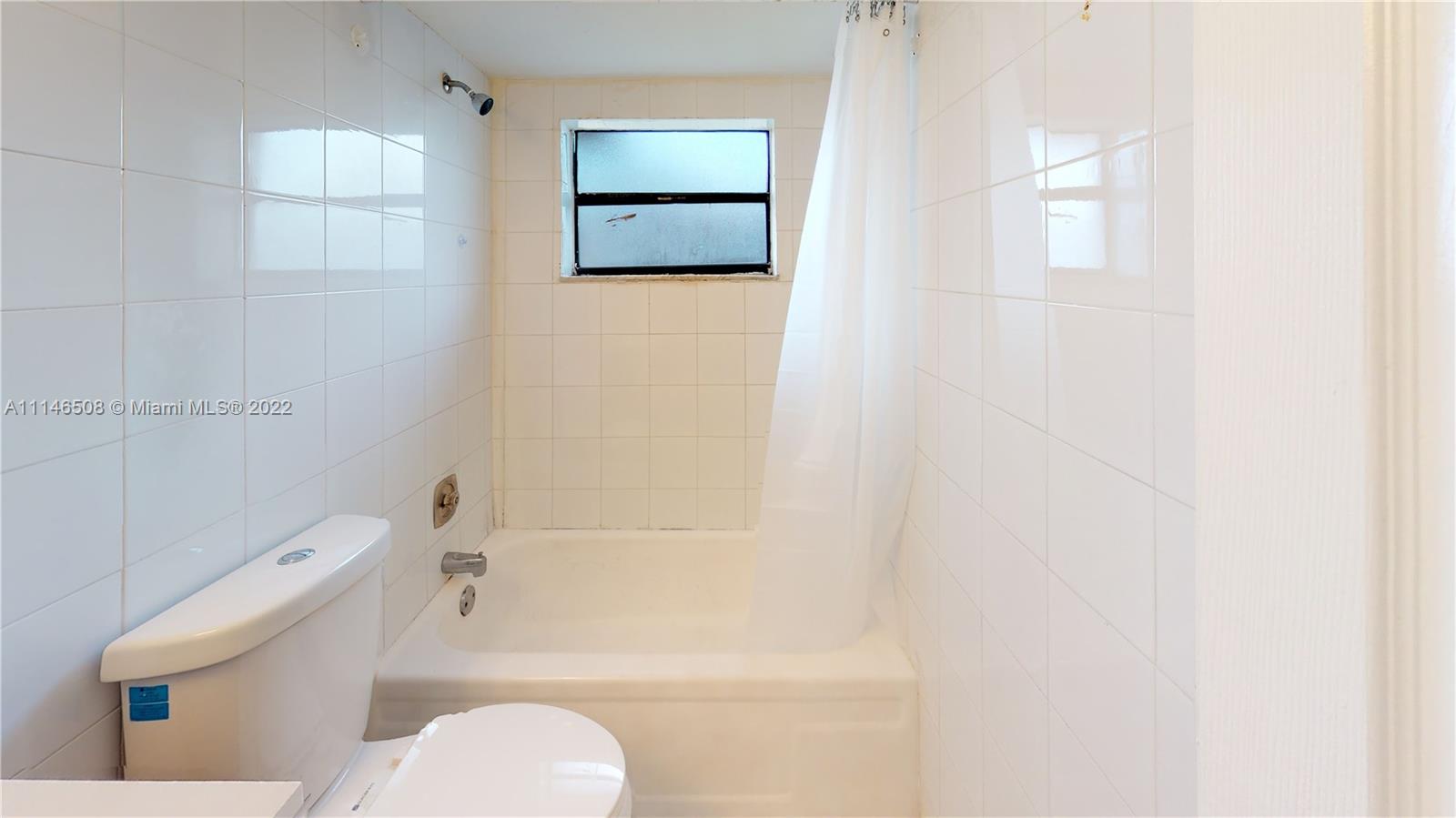 LAGO GRANDE ONE CONDO - Residential Lease