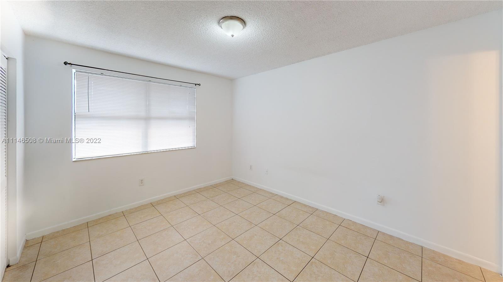 LAGO GRANDE ONE CONDO - Residential Lease