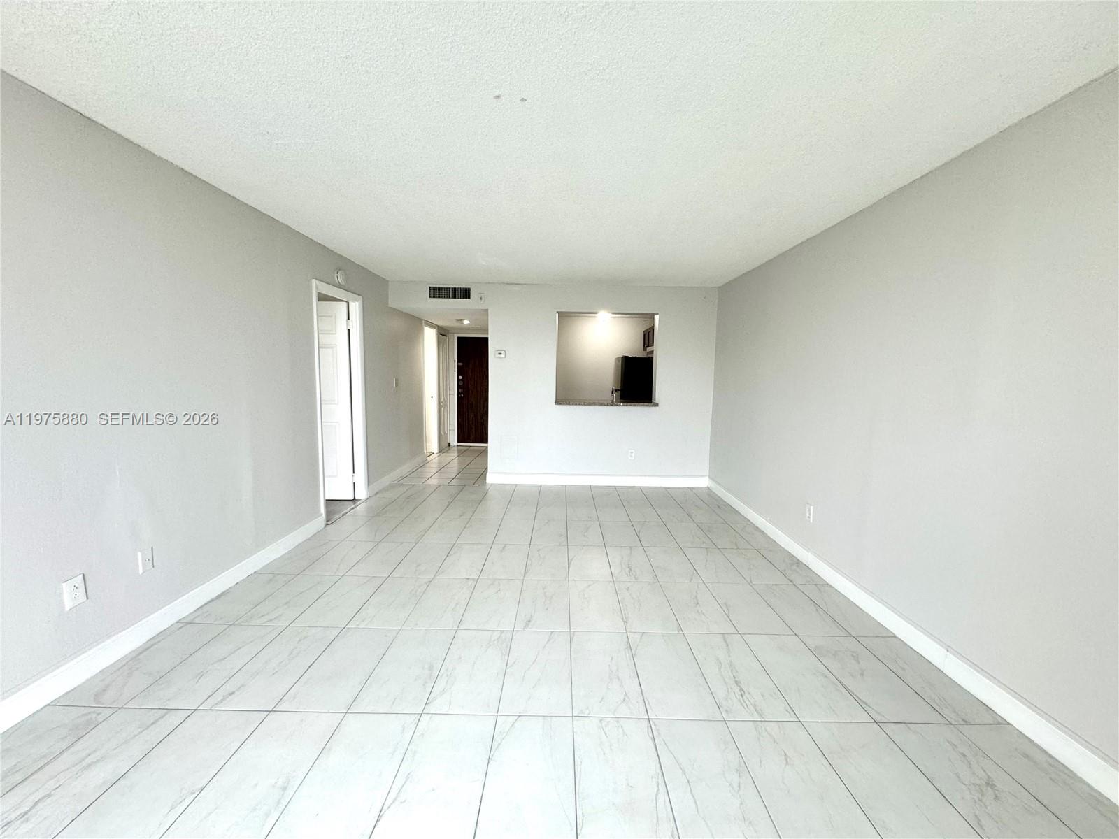 MONTECARLO CONDO - Residential