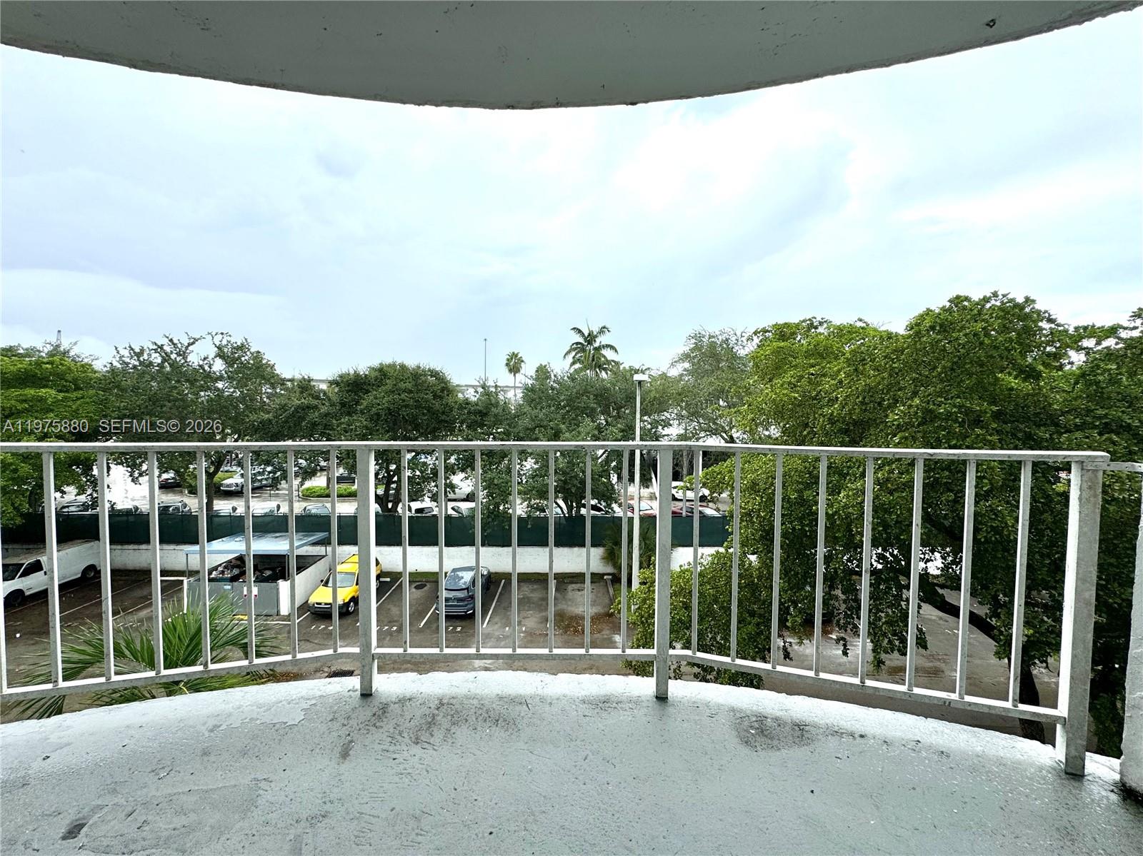 MONTECARLO CONDO - Residential