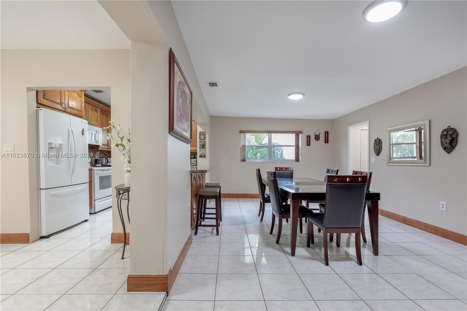 SILVER BLUFF GARDENS - Residential