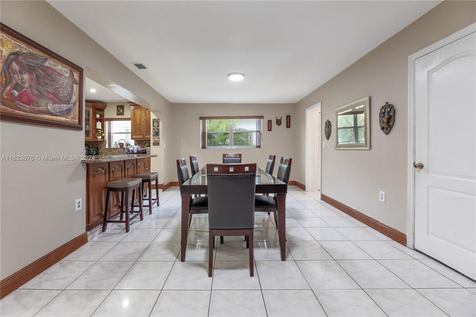 SILVER BLUFF GARDENS - Residential