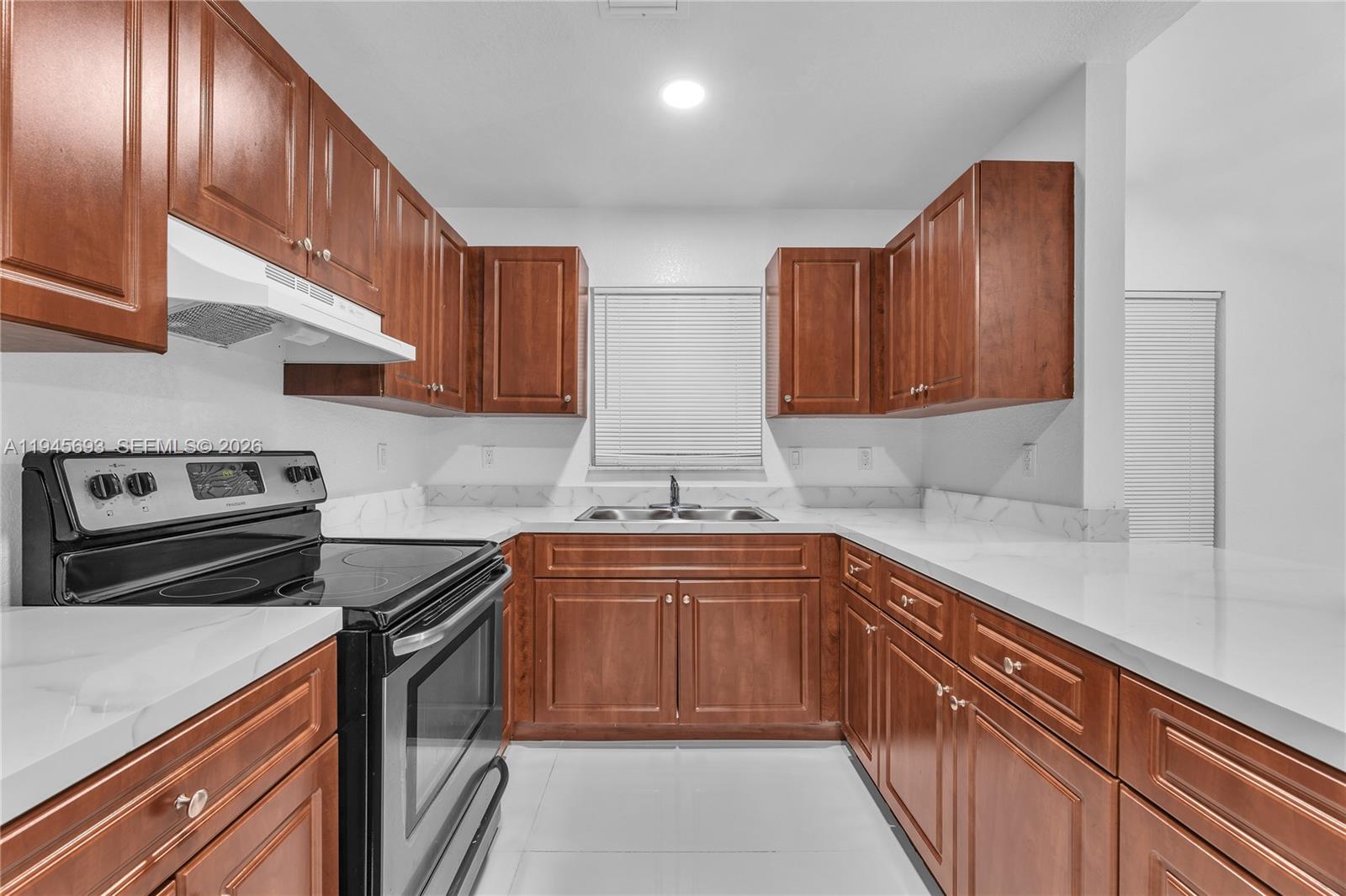 WADDELLS - Residential