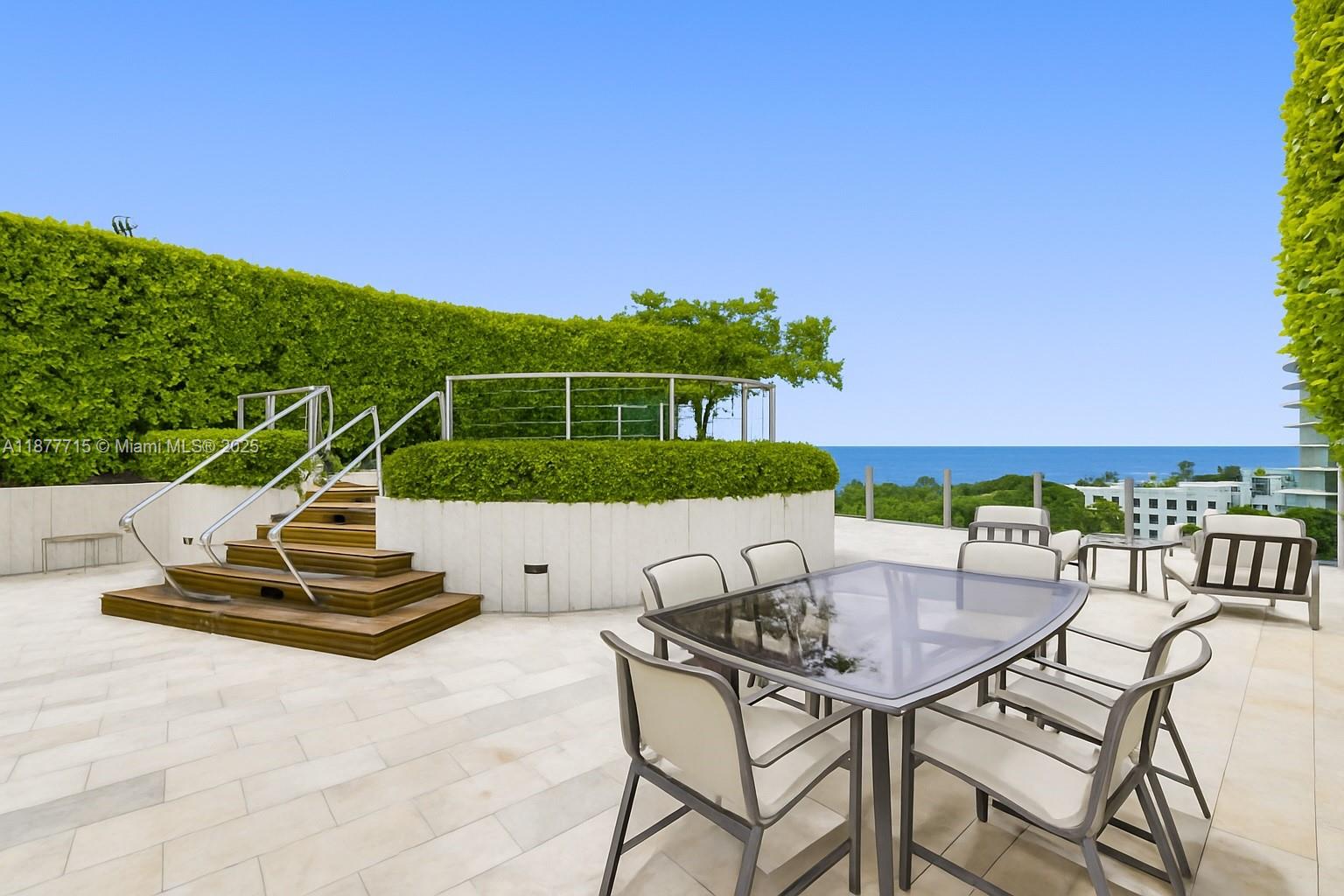 ONE OCEAN CONDO - Residential