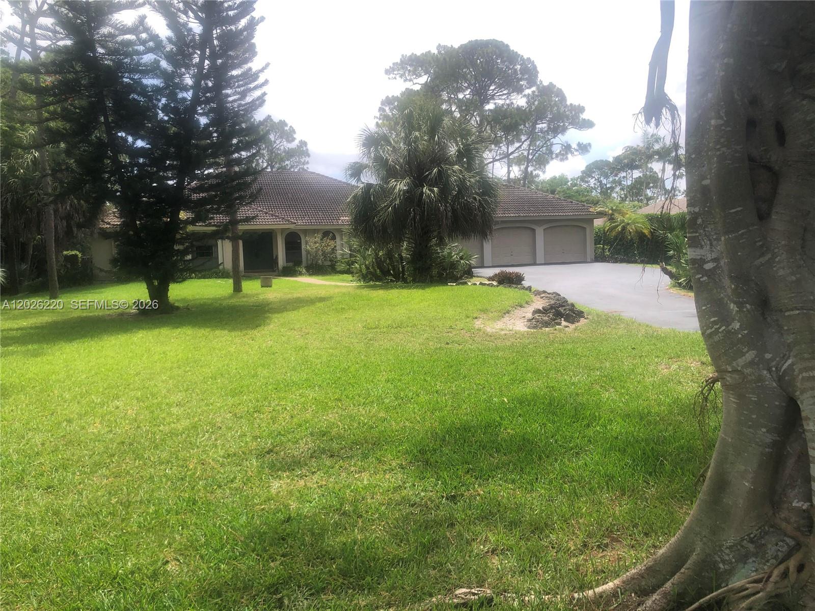 4 bedroom 2.5 bath home with 2743 under air on a 1.09 acre lot in one of the best areas in Parkland  Many upgrades, heated pool under pool enclosure. NO HOA.