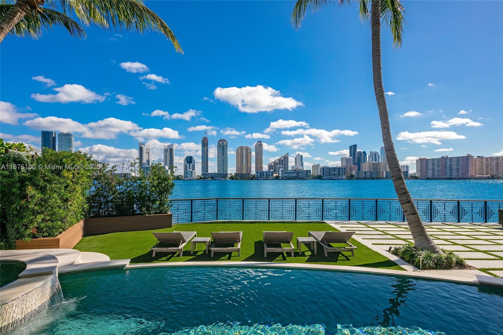 ISLAND ESTATES - Residential