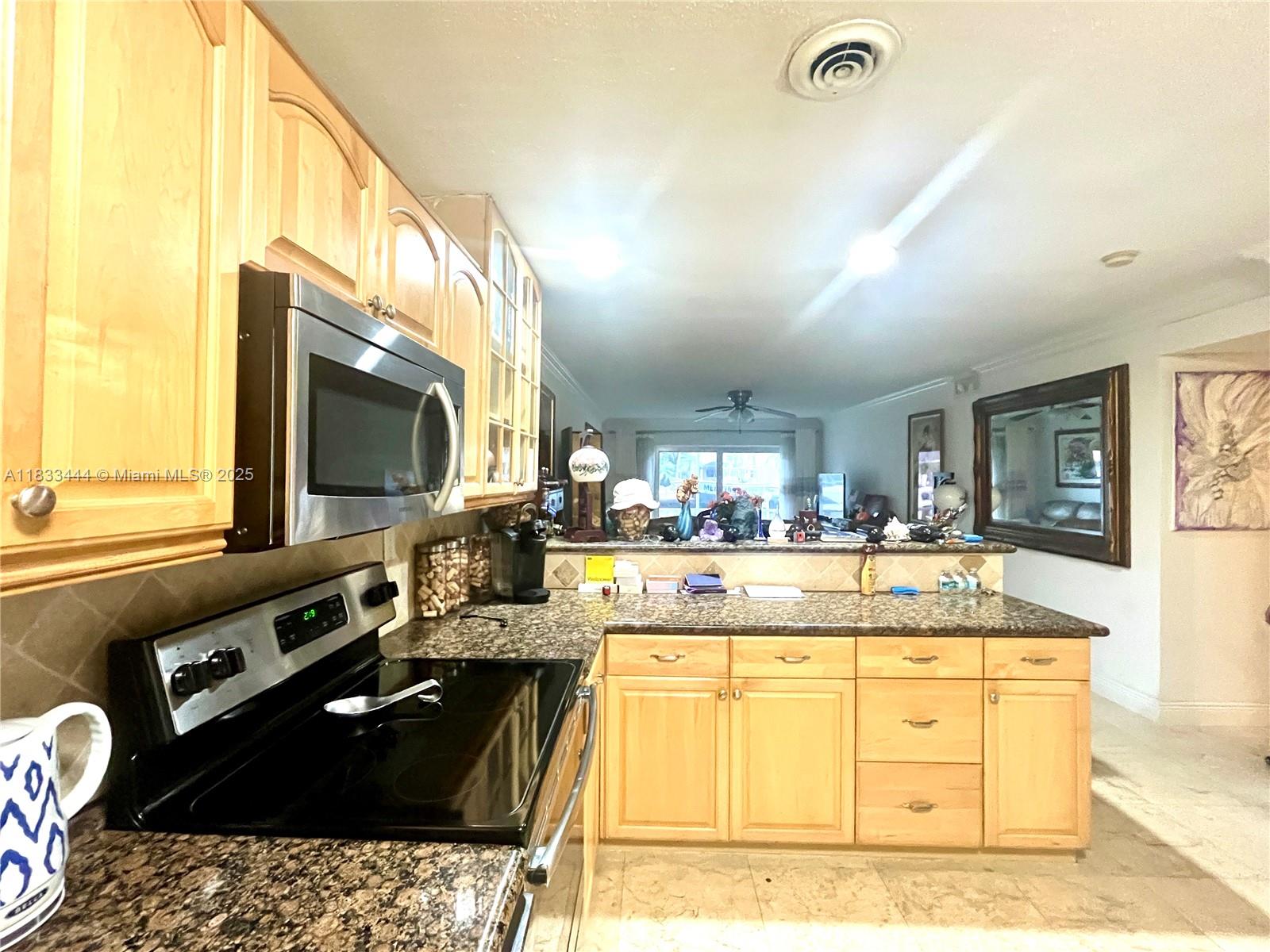BARCLAY SQUARE CONDO - Residential