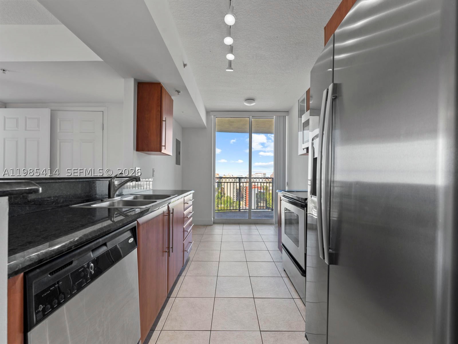 GABLES MARQUIS CONDO - Residential
