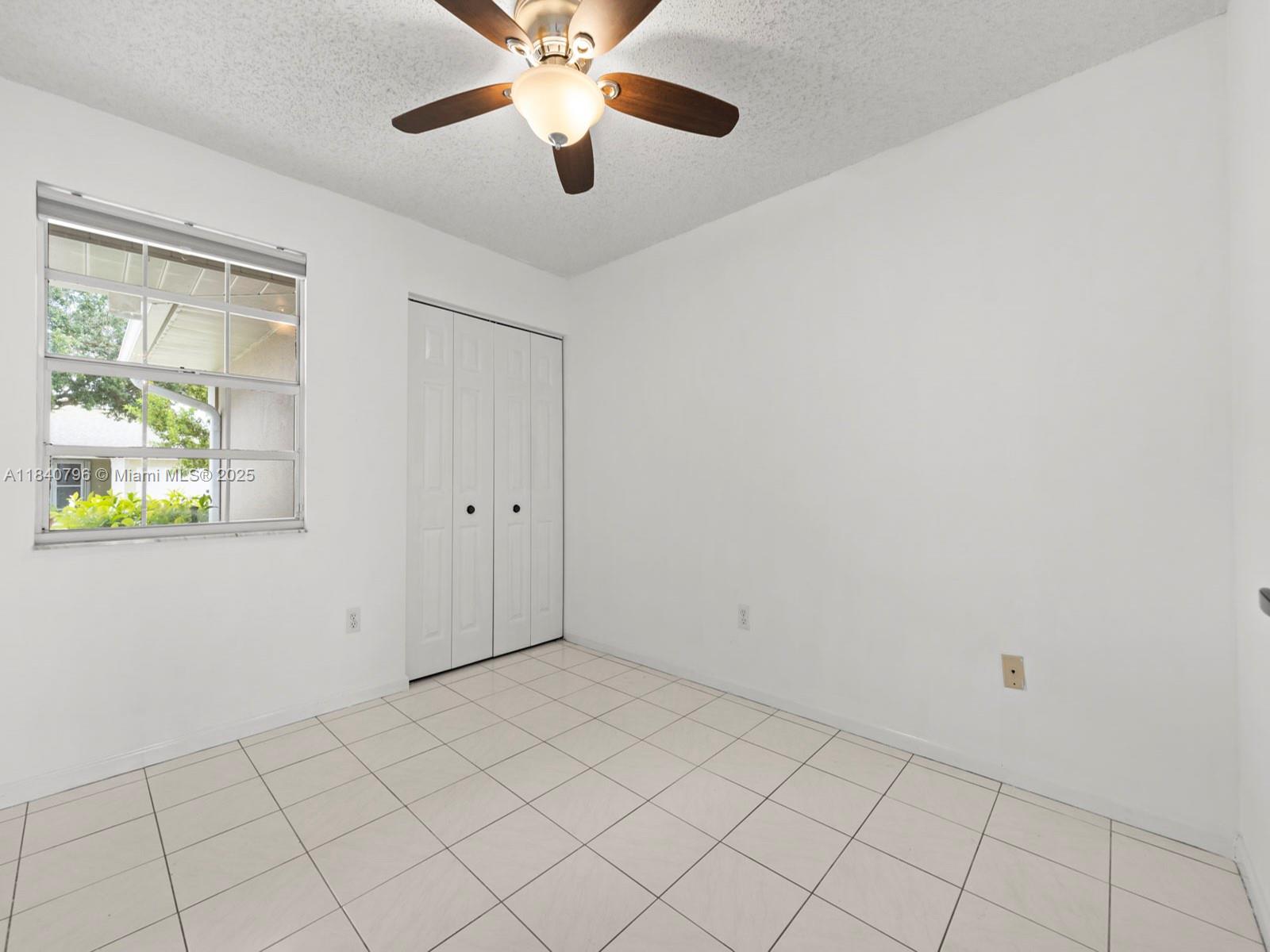 KEYS-GATE NO 1 - Residential Lease
