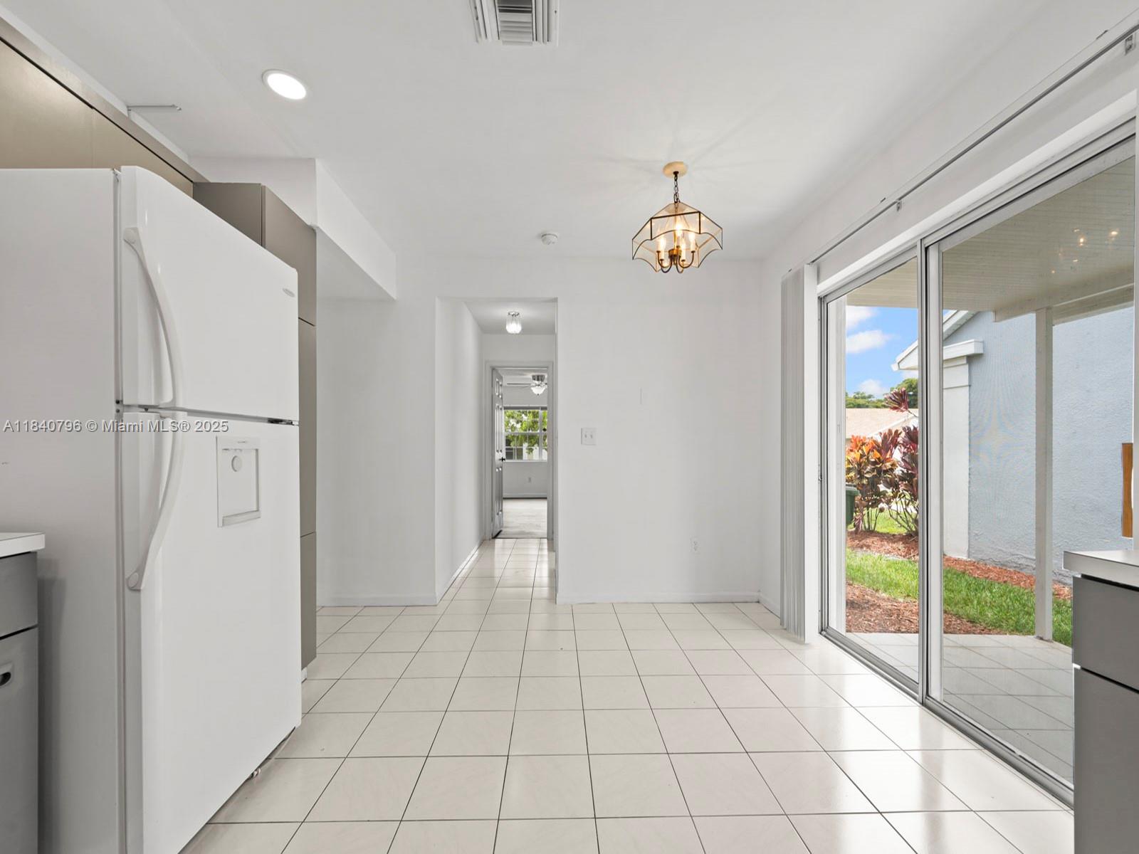 KEYS-GATE NO 1 - Residential Lease