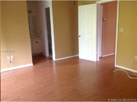 Townhomes Monterey - Residential Lease