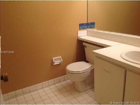Townhomes Monterey - Residential Lease