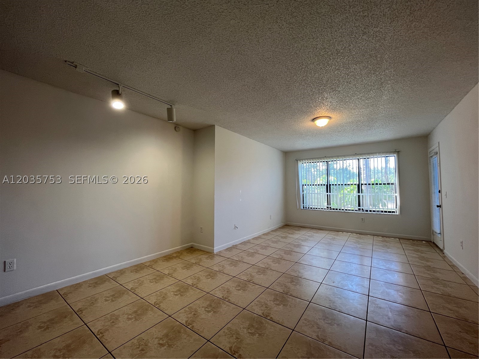 PALM AIRE GARDENS CONDO - Residential Lease