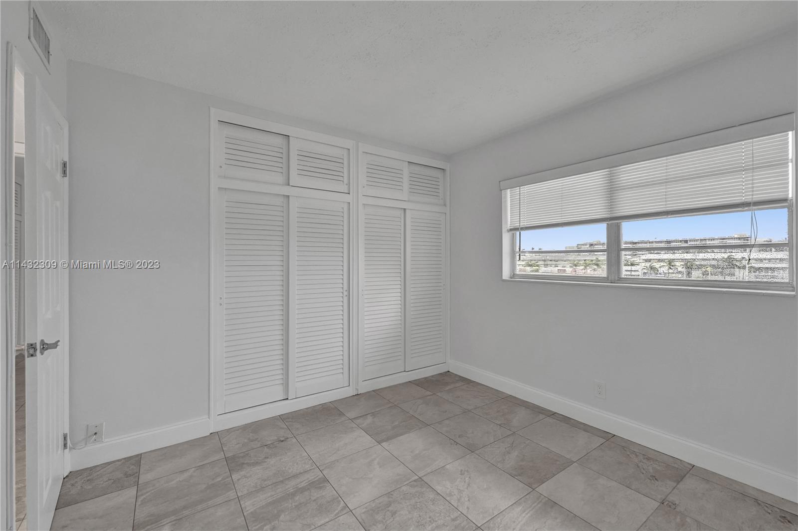 BUCKINGHAM CONDO - Residential Lease