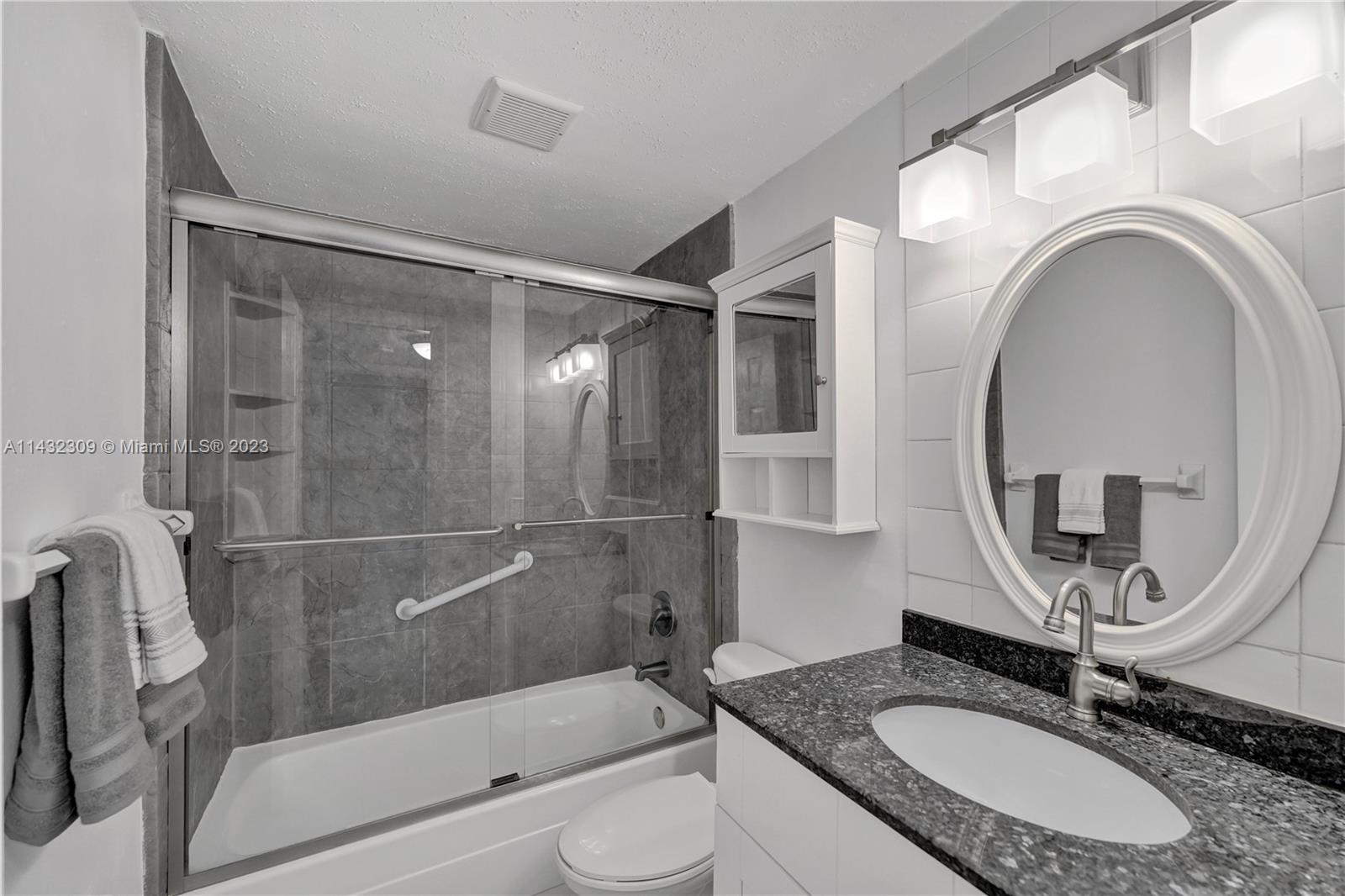 BUCKINGHAM CONDO - Residential Lease