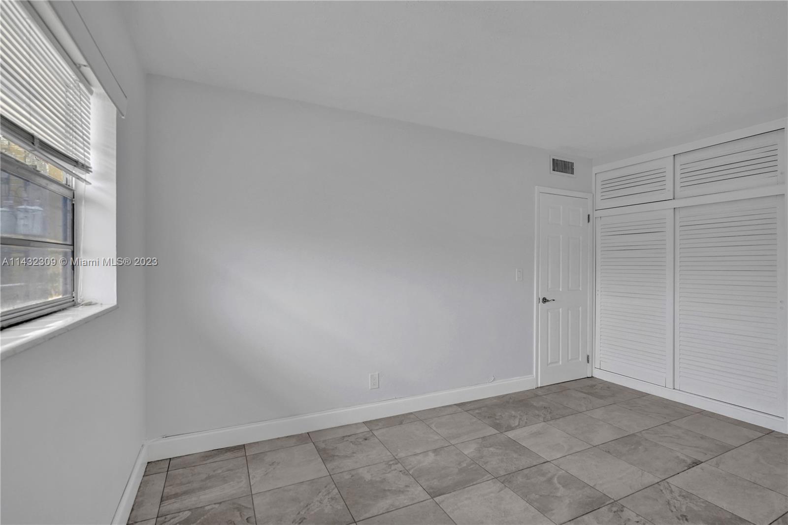 BUCKINGHAM CONDO - Residential Lease