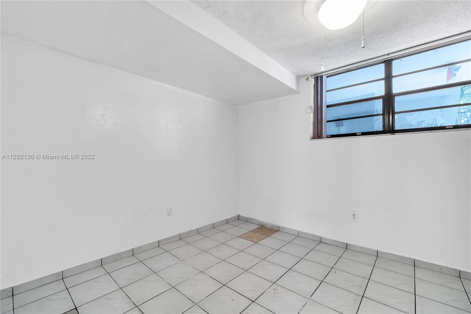 LAS OLAS CONDO - Residential