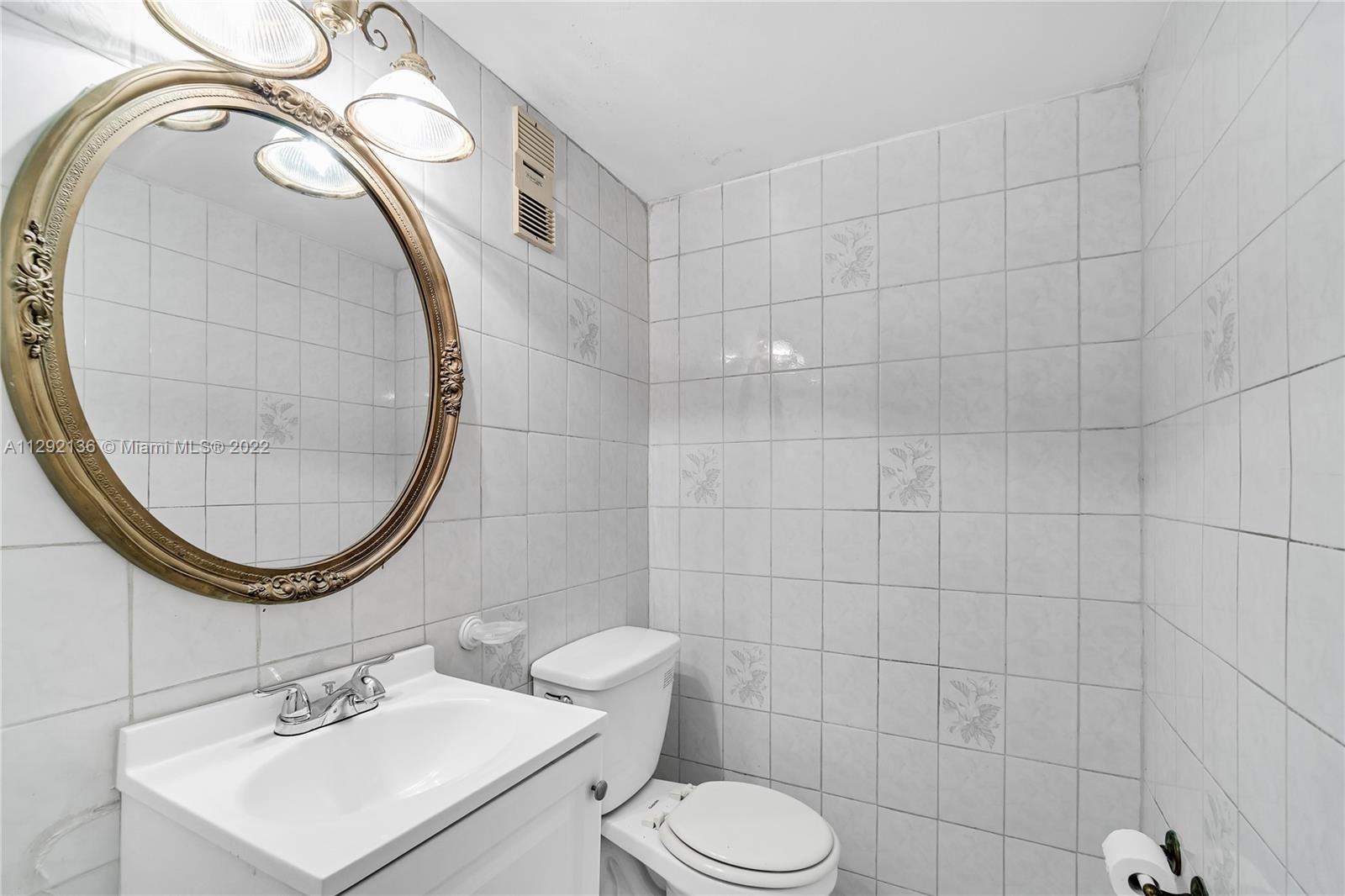 LAS OLAS CONDO - Residential