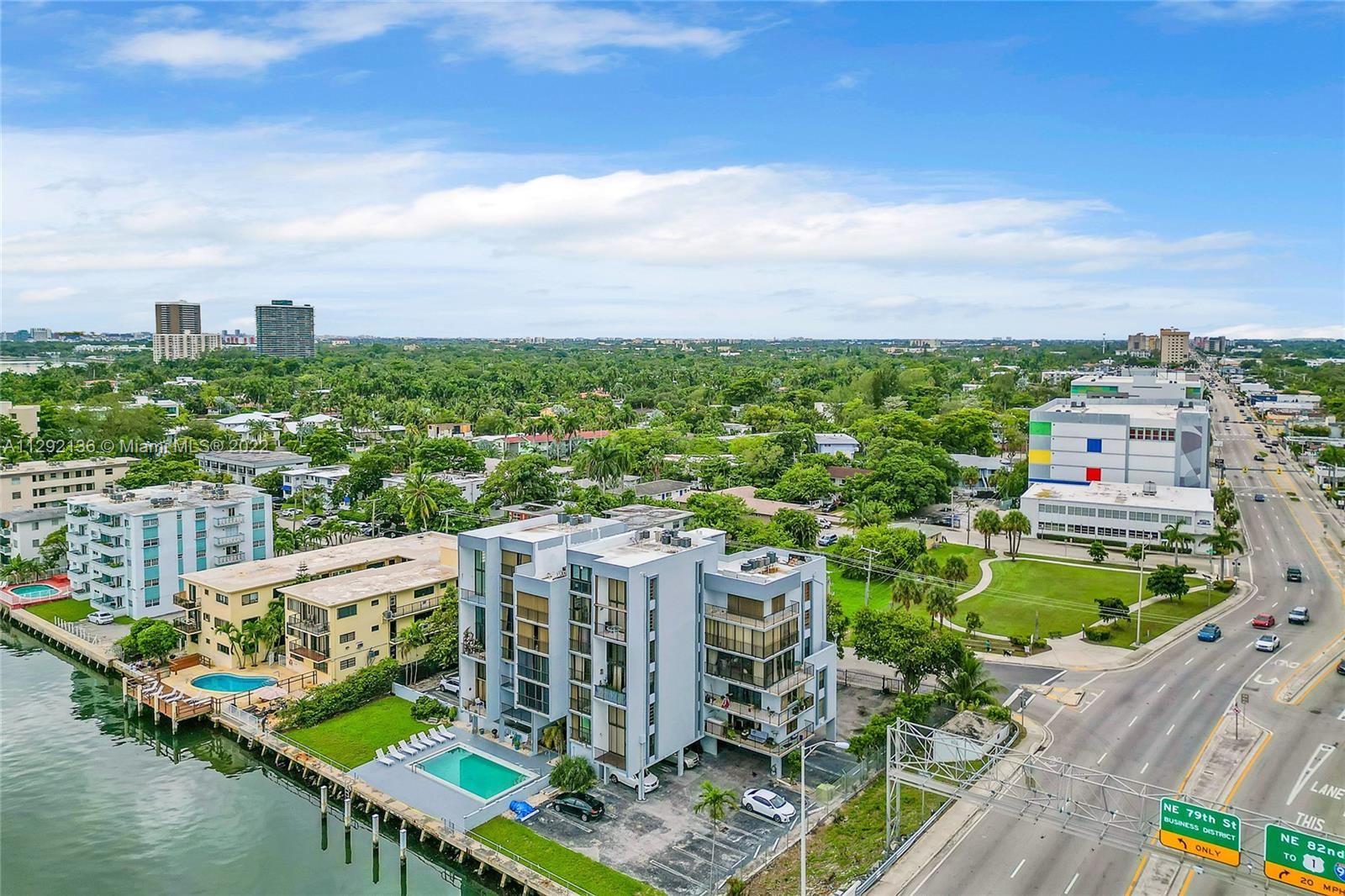 LAS OLAS CONDO - Residential