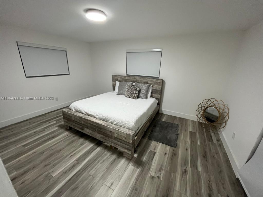SCOTT LAKE MANOR SEC 3 - Residential