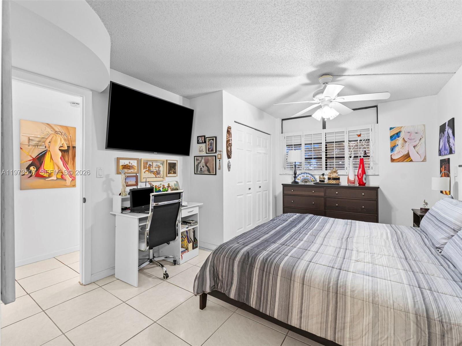 COLONY POINT 6 CONDO - Residential