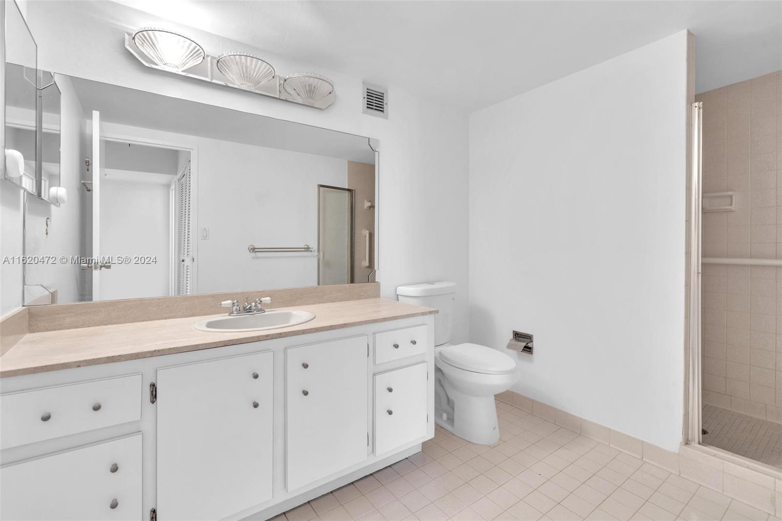 OLYMPUS CONDO PHASE - Residential