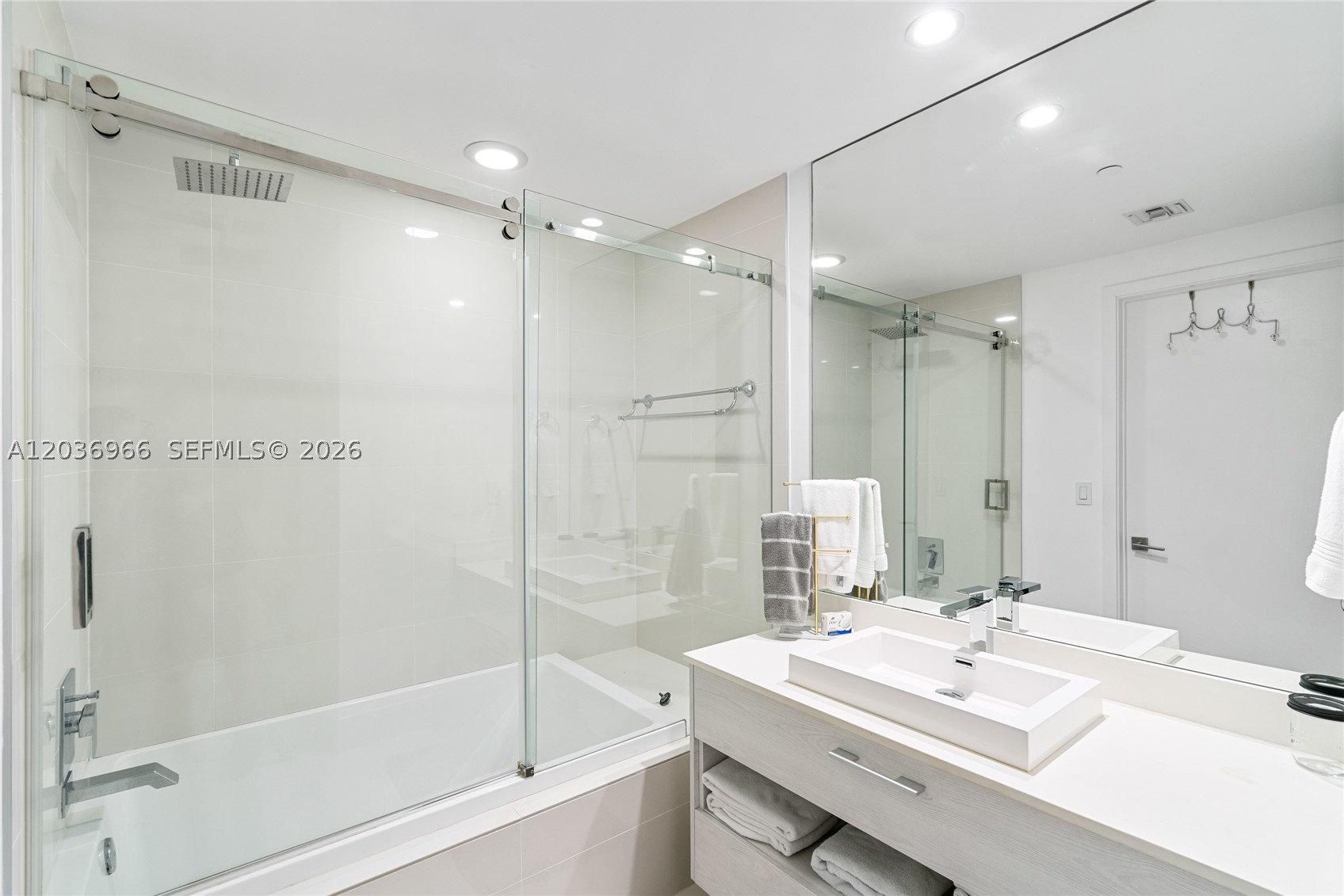 BRICKELL HEIGHTS WEST CON - Residential Lease