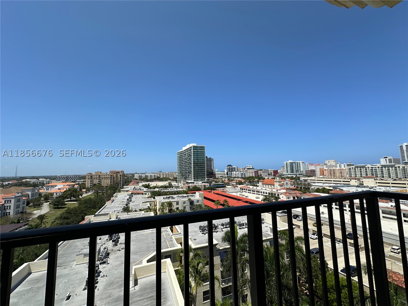 TOWER CONDO AT CITYPLACE - Residential