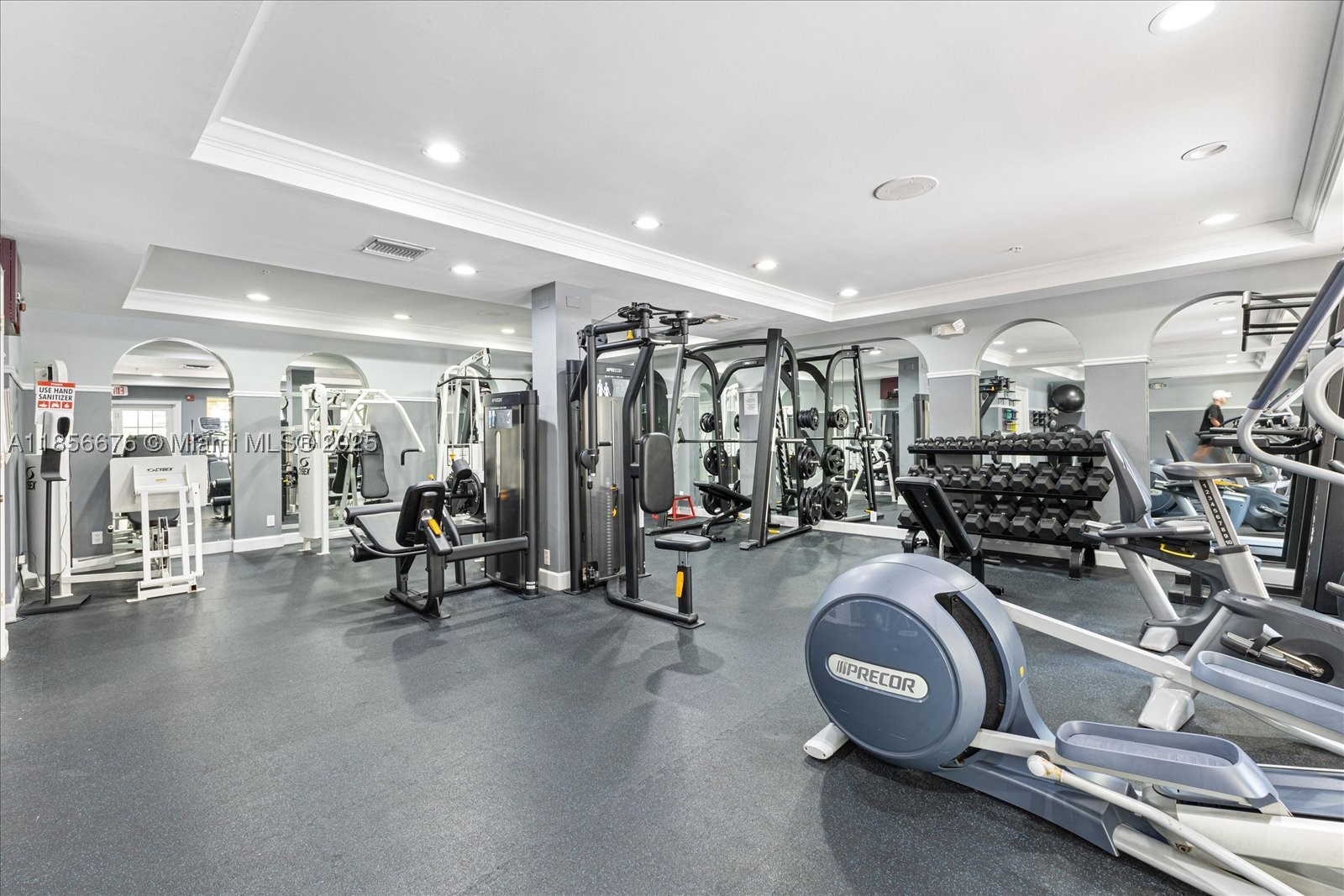 TOWER CONDO AT CITYPLACE - Residential