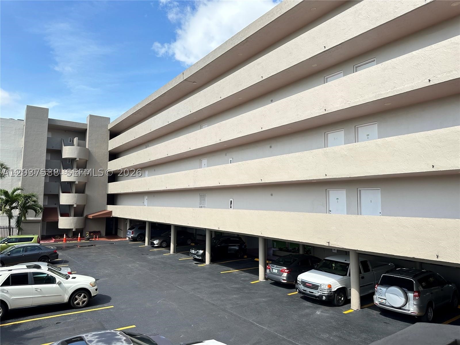 Sandalwood Condo Apts - Residential