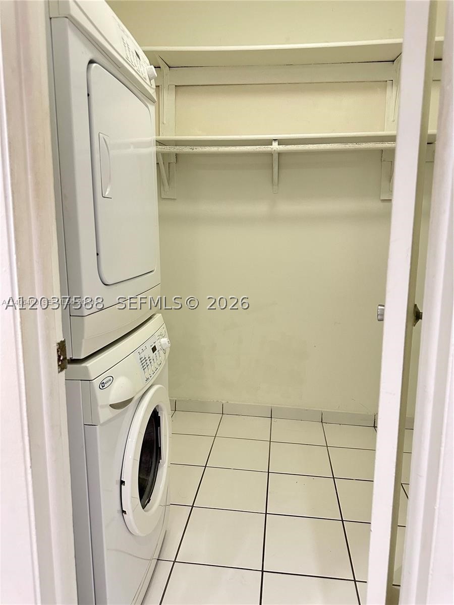 Sandalwood Condo Apts - Residential