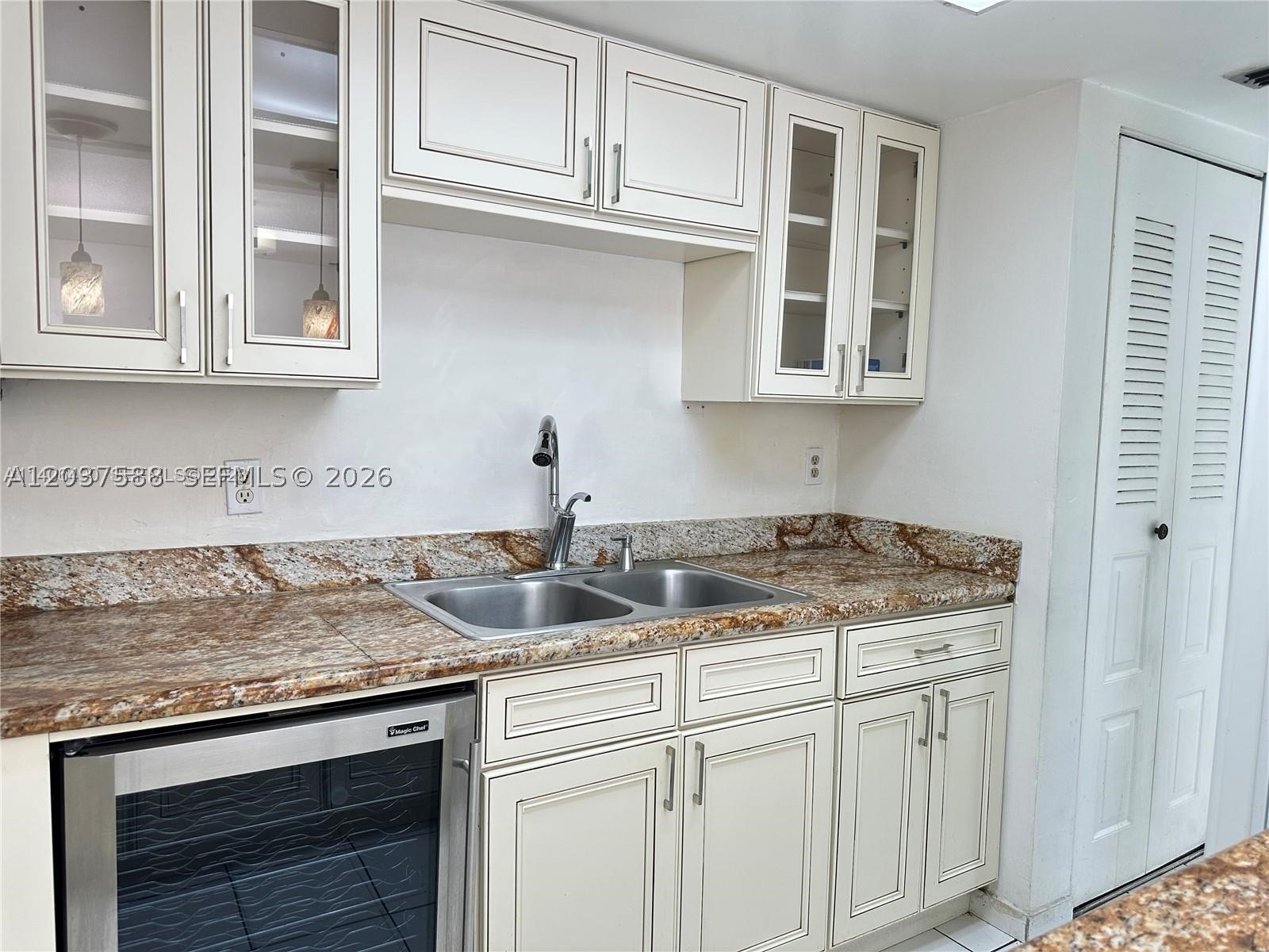 Sandalwood Condo Apts - Residential