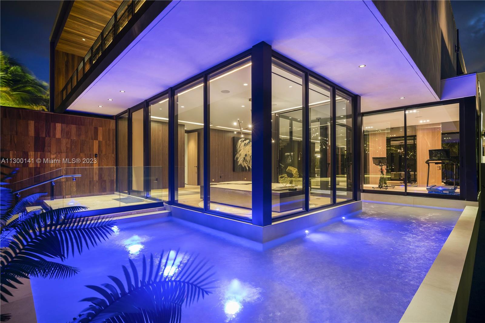 BAY HARBOR ISLAND - Residential