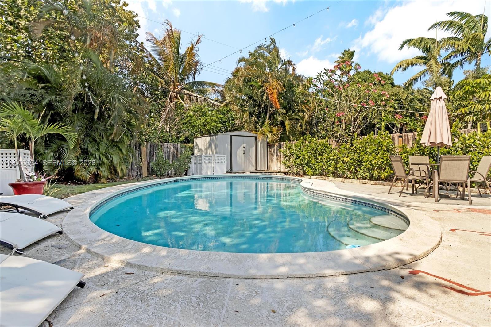 OAKLAND PARK SECOND ADD - Residential