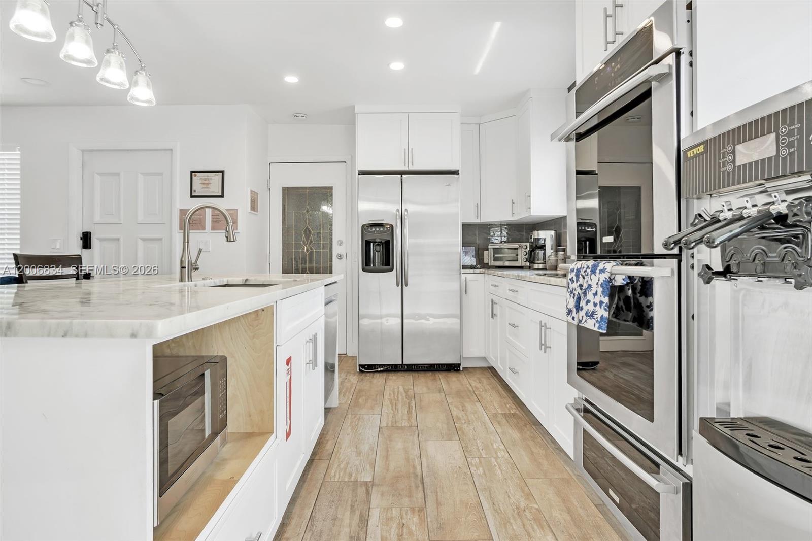 OAKLAND PARK SECOND ADD - Residential